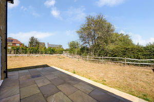Photo 11- click for photo gallery